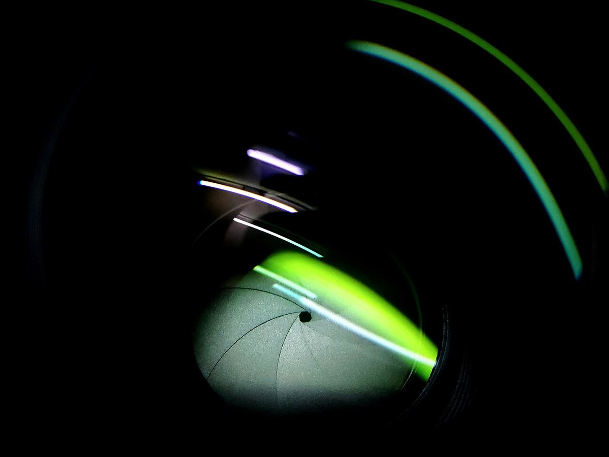 Náhľad: Aperture in a lens.jpg